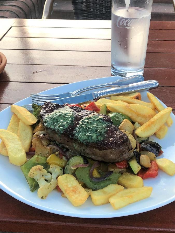Hotel & Restaurant Lenzer Krug Malchow  Eksteriør bilde