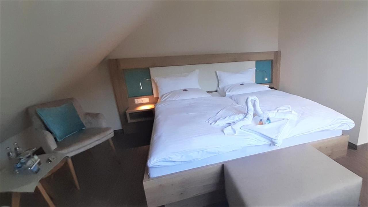 Hotel & Restaurant Lenzer Krug Malchow  Eksteriør bilde