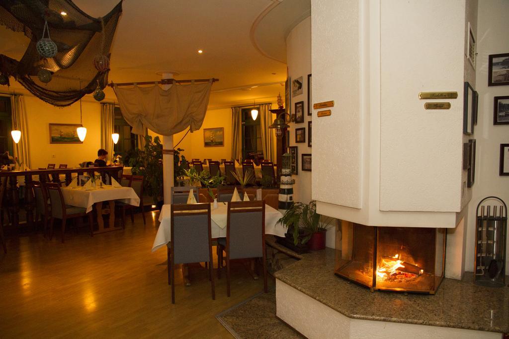 Hotel & Restaurant Lenzer Krug Malchow  Eksteriør bilde